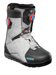 {{productViewItem.photos[photoViewList.activeNavIndex].Alt || productViewItem.photos[photoViewList.activeNavIndex].Description || 'ThirtyTwo Ботинки с/б Lashed Db'}}